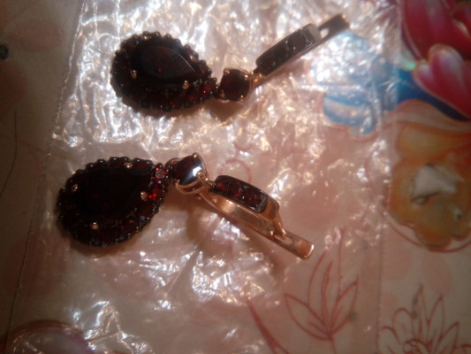 Золотые серьги с гранатом и фианитами SERGEY GRIBNYAKOV 200-260_gr-101 ...