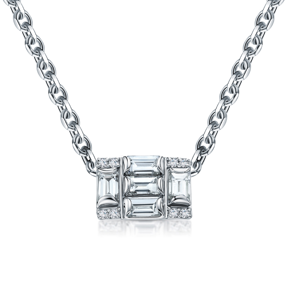 Золотая подвеска с бриллиантами выращенными в Ростовe-на-Дону